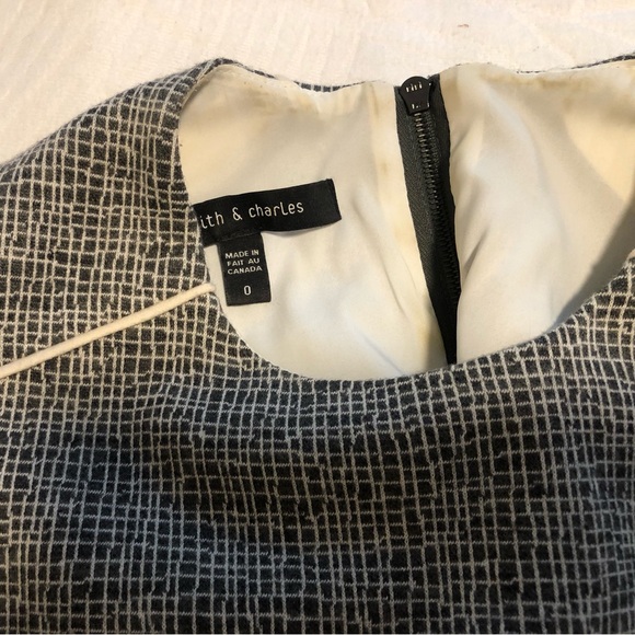 Judith & Charles -size 0 beautiful sheath dress - Picture 3 of 8